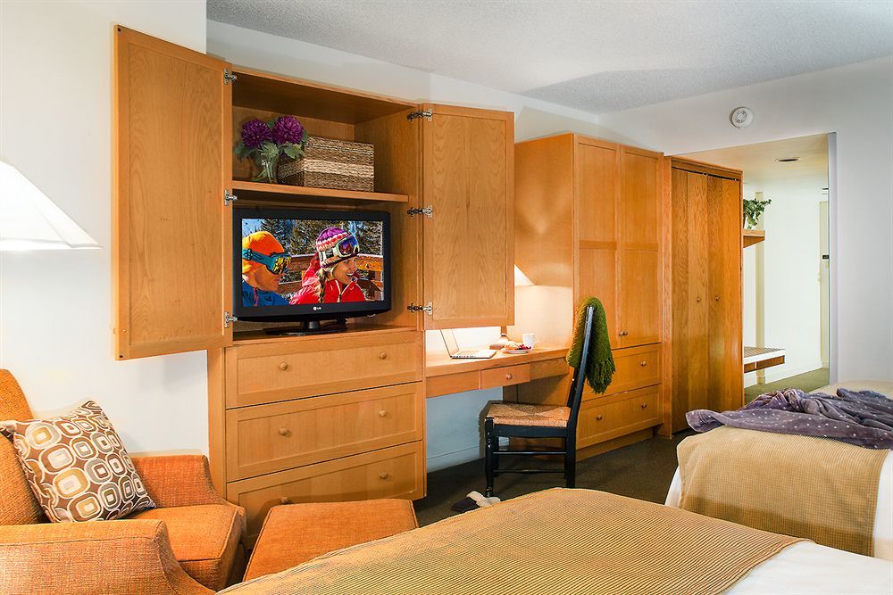 The Inn Sandy Bagian luar foto