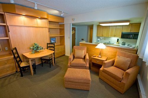 The Inn Sandy Bagian luar foto