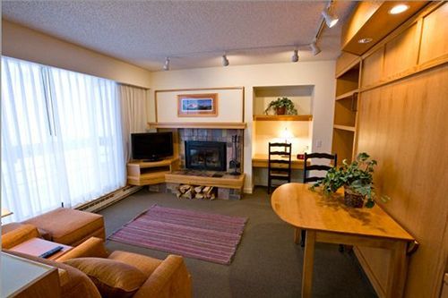 The Inn Sandy Bagian luar foto